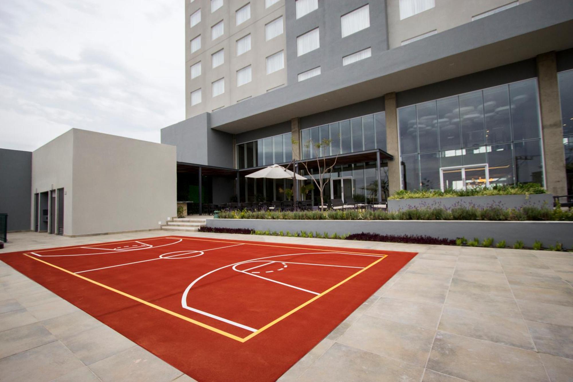 Fiesta Inn Suites Aeropuerto Del Bajio Silao Extérieur photo