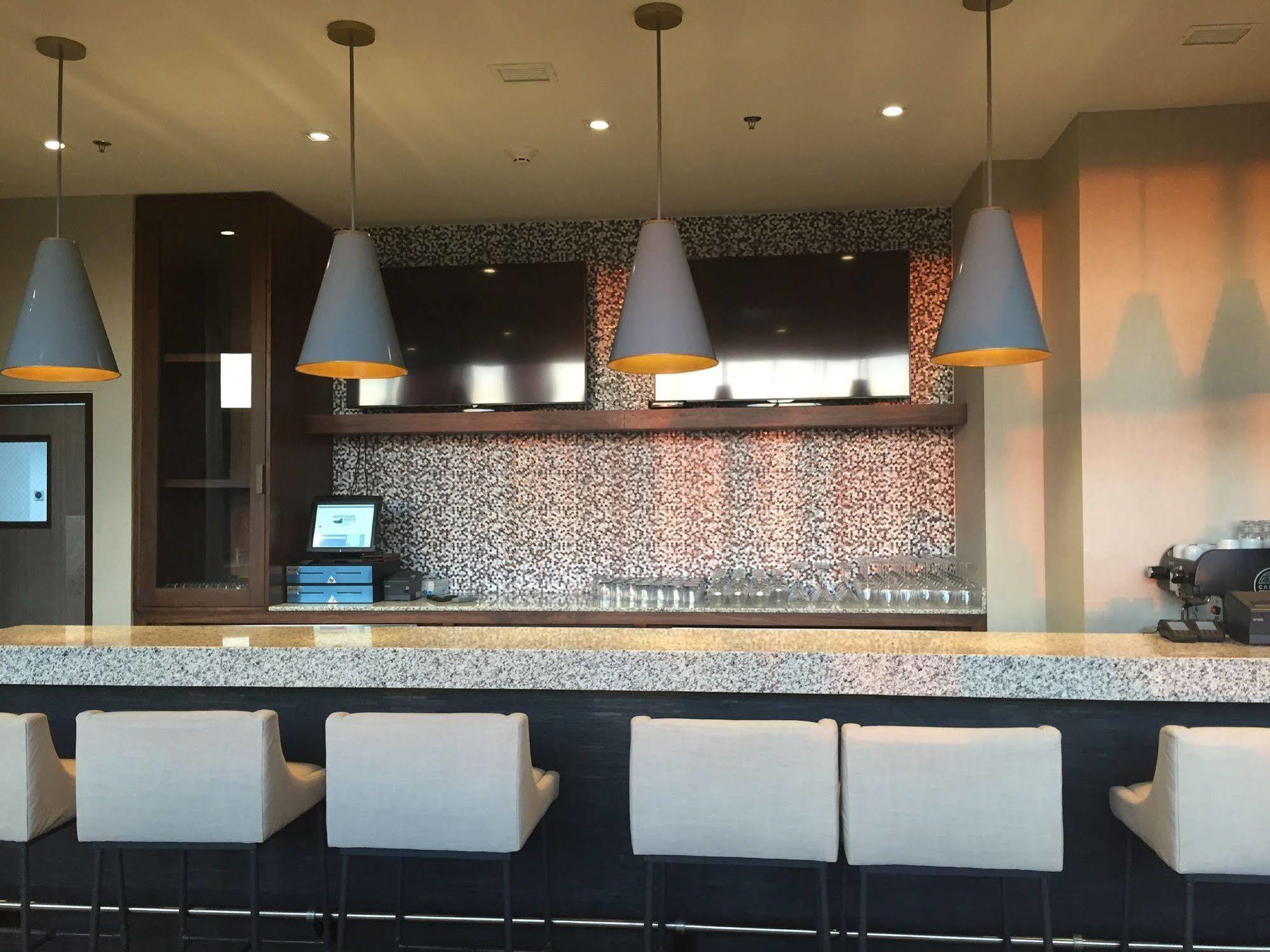 Fiesta Inn Suites Aeropuerto Del Bajio Silao Extérieur photo